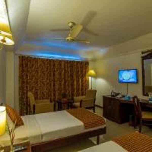 Golf View Hotels & Suites Недумбасери Екстериор снимка